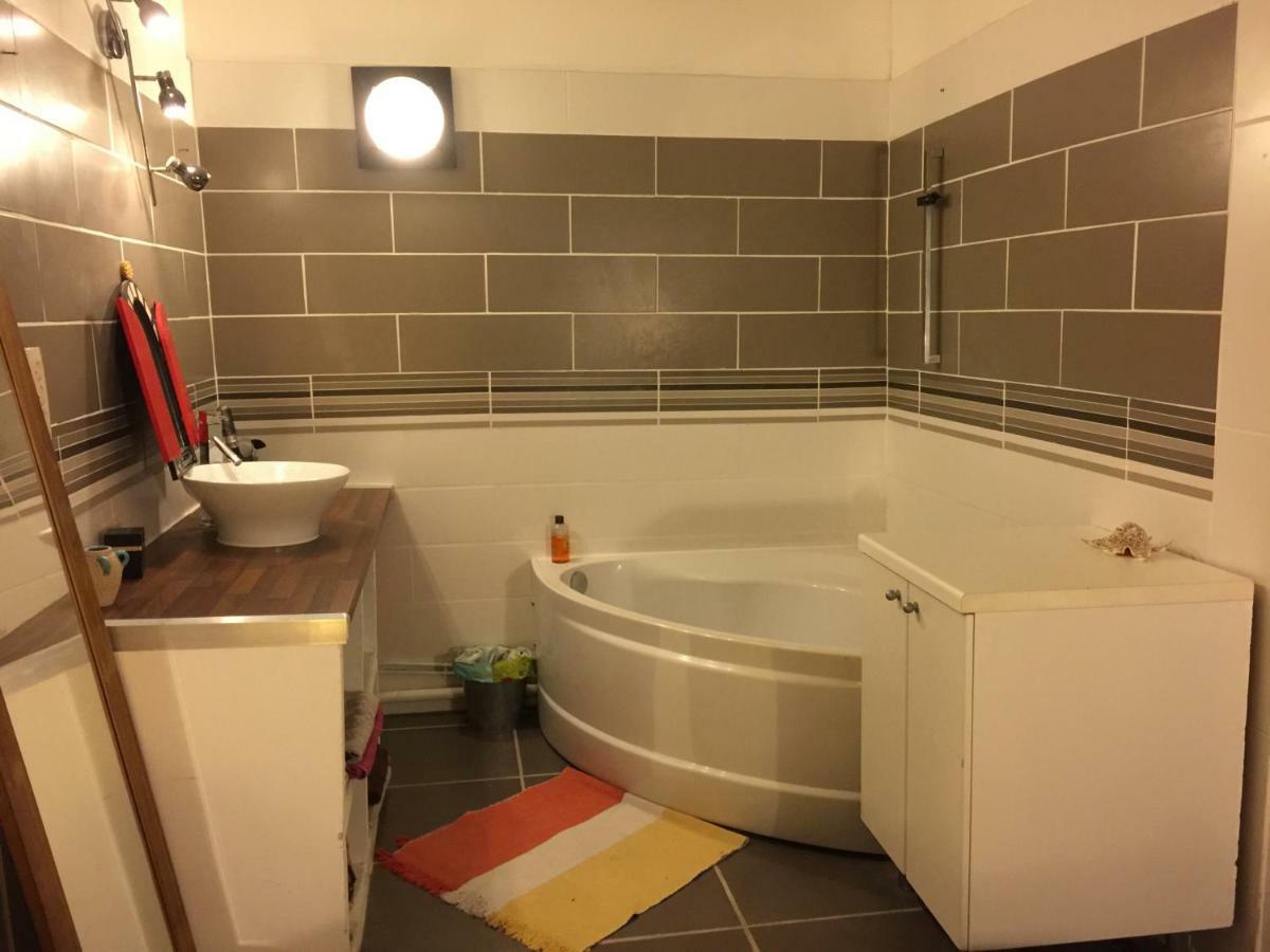 Appart Central A Sete Avec Balcon Екстериор снимка