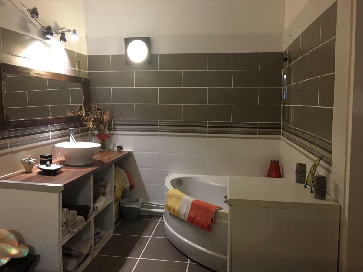 Appart Central A Sete Avec Balcon Екстериор снимка